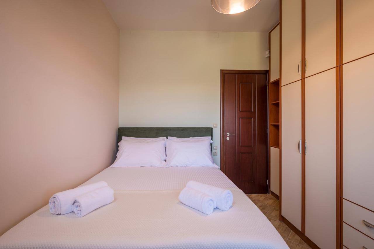 Antonia Blue Villa Mourniai Exterior photo