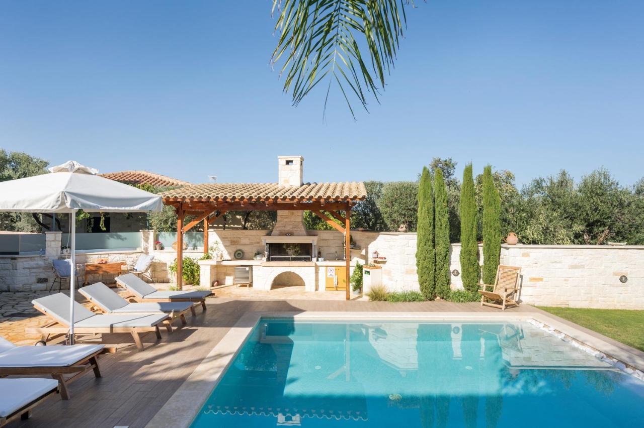 Antonia Blue Villa Mourniai Exterior photo
