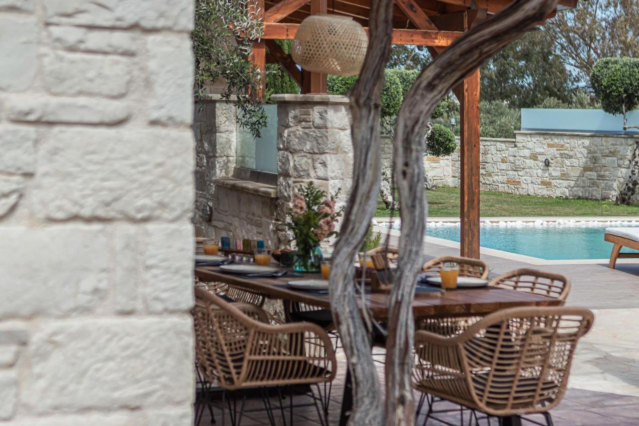 Antonia Blue Villa Mourniai Exterior photo